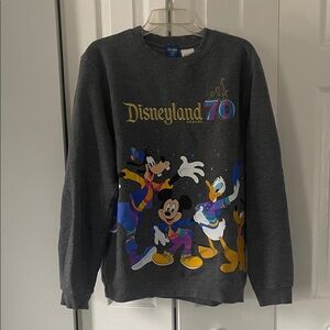 ✨ Disneyland 70th Anniversary Mickey & Friends Crewneck ✨